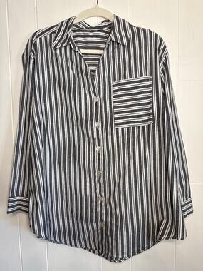 Cotton blend button up shirt XL